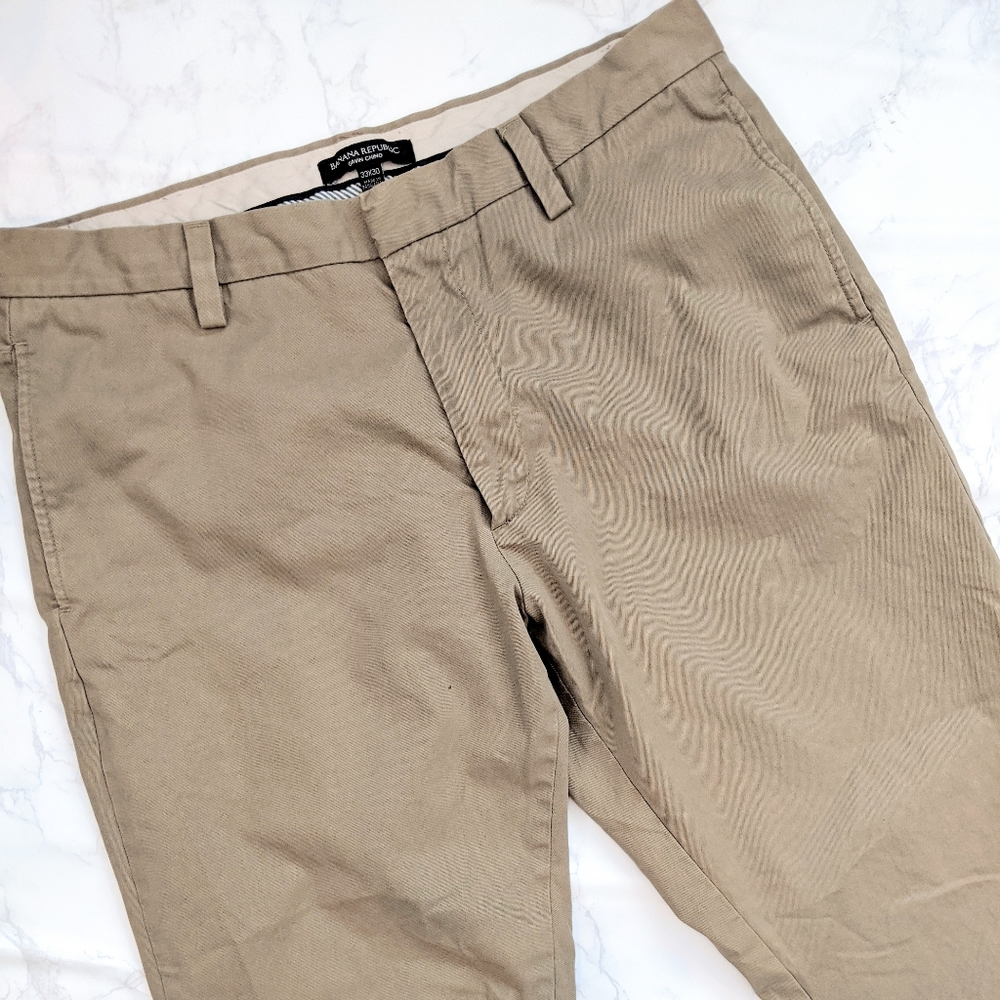 MENS 33x30 Chinos